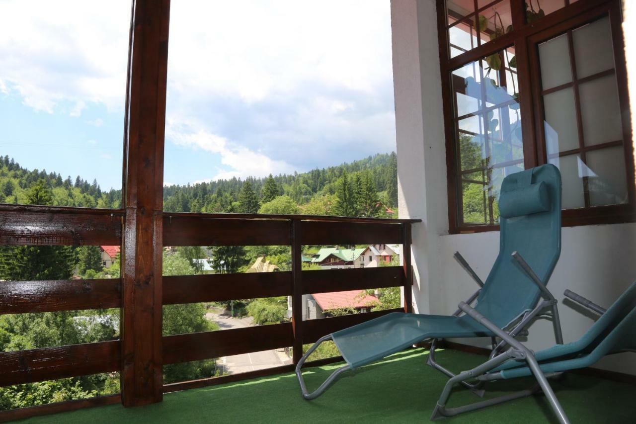 Hotel New Aosta Garden Sinaia Exterior foto
